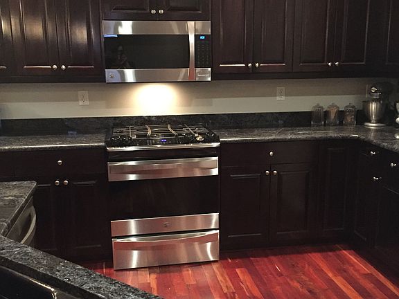 Gourmet Kitchen