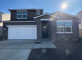 6123 W Lansing Way, Fresno, CA 93723