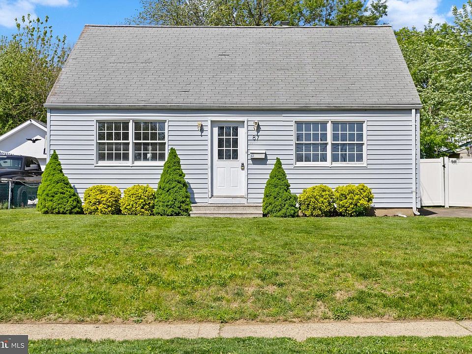 1st image of 87 Pennwood Dr