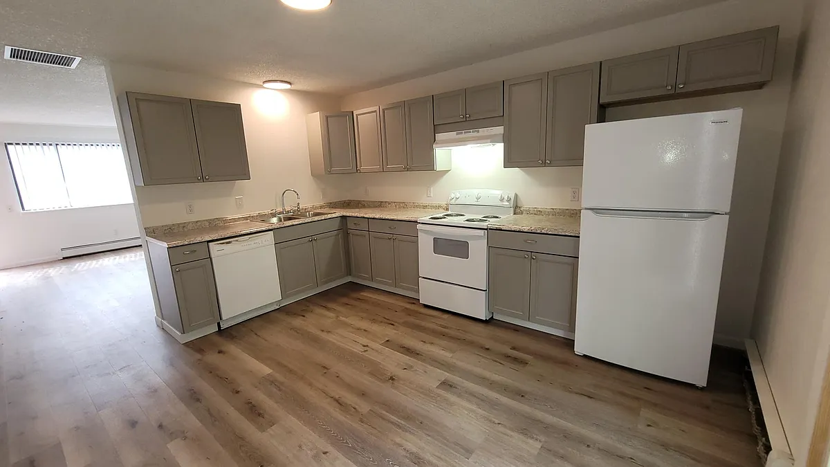 Building Photo - 3216 Chipeta Ct #4