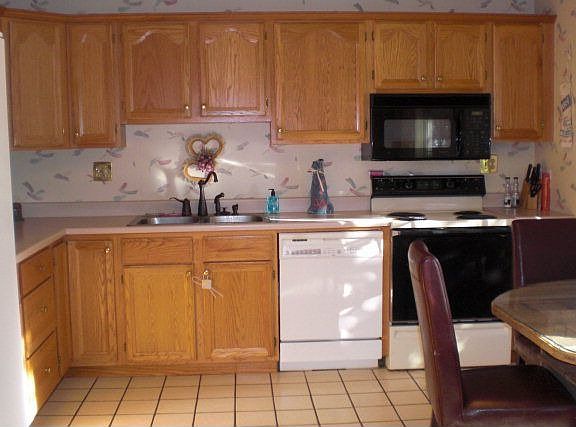 2nd image of 1921 Tupperlake Ln