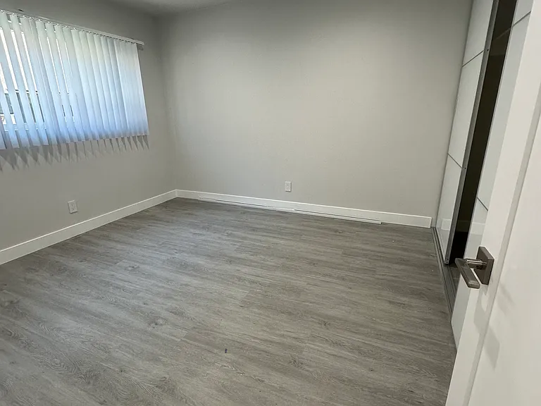 1145 S Holt Ave #7 — Photo 19