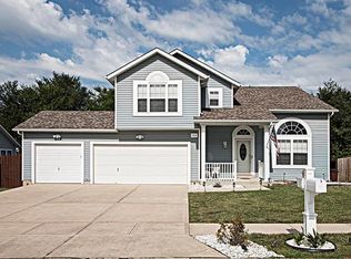 142 Pine Hollow Ln, Collinsville, IL