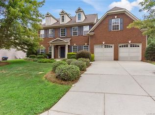 1815 Robbins Meadows Dr, Waxhaw, NC 28173