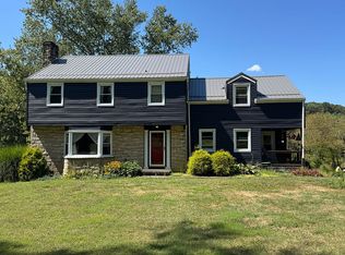 101 Striker Rd, Freeport, PA 16229