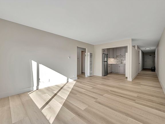 3rd image of 1219 8th Ave APT 3