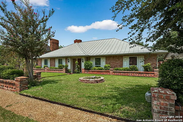 3413 Foxbriar Ln — Photo 4
