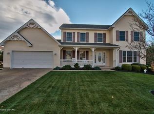216 Blueberry Dr, Duryea, PA 18642