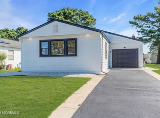 143 Davenport Road, Toms River, NJ 08757