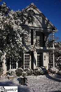 2nd image of 110 Lanneau Dr