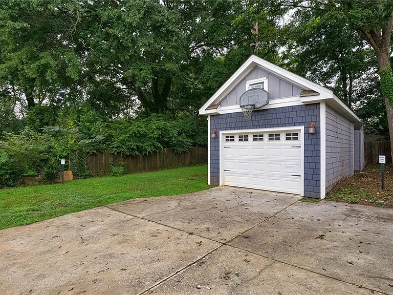 3405 Fortner St — Photo 29