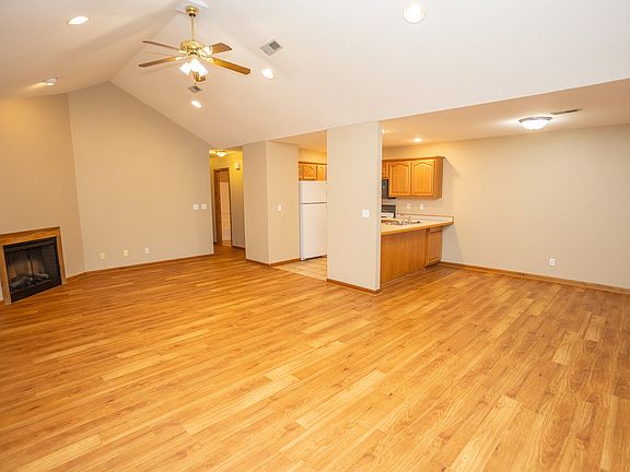 2nd image of 609 Doe Run #A