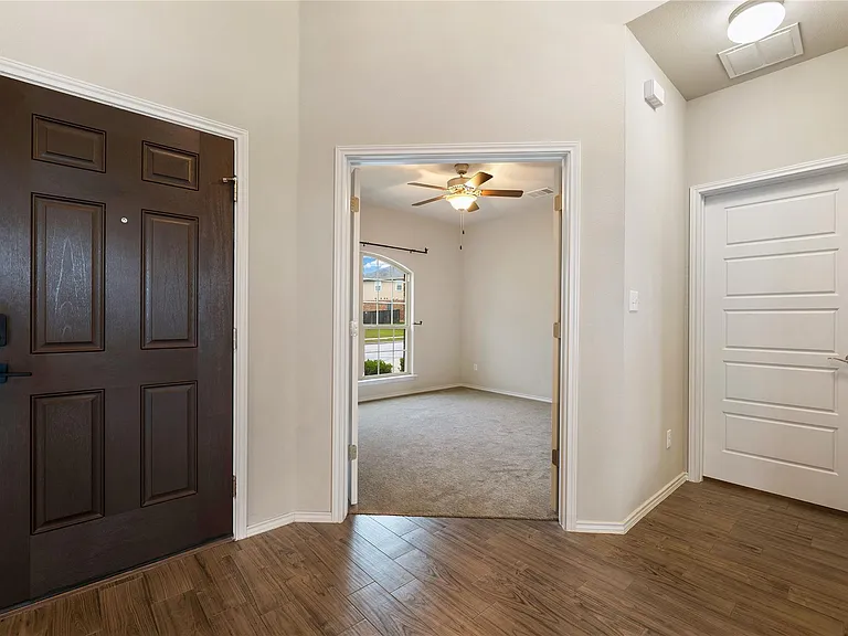 16920 John Michael Dr — Photo 4