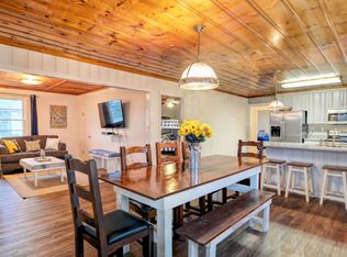 1018 Ocean Blvd, Topsail Beach, NC 28445