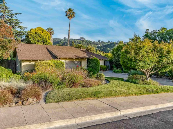 2456 Hermosa St, Pinole, CA 94564