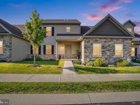 140 Ridgefield Dr, Elizabethtown, PA 17022