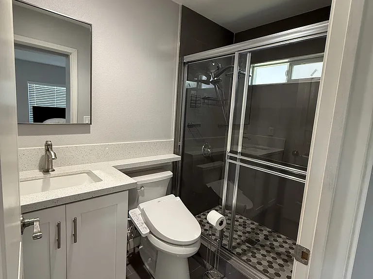 15831 Bristol Cir — Photo 5