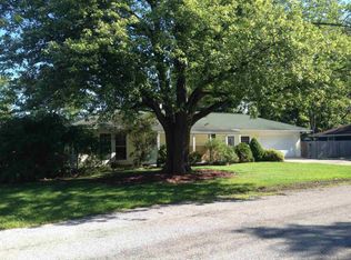 3311 Eastwood Dr, Fort Wayne, IN 46805