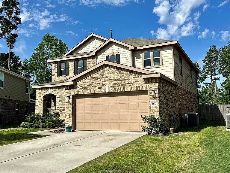 1172 Clonmore Ct — Photo 3