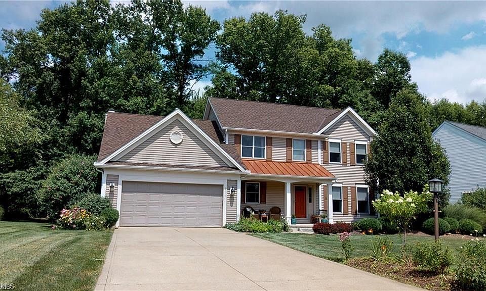 1st image of 26946 Falls Pointe Dr E