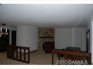4th image of 14 Maplewood Trl
