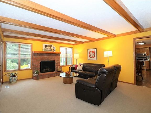2nd image of 3229 Shelly Blvd