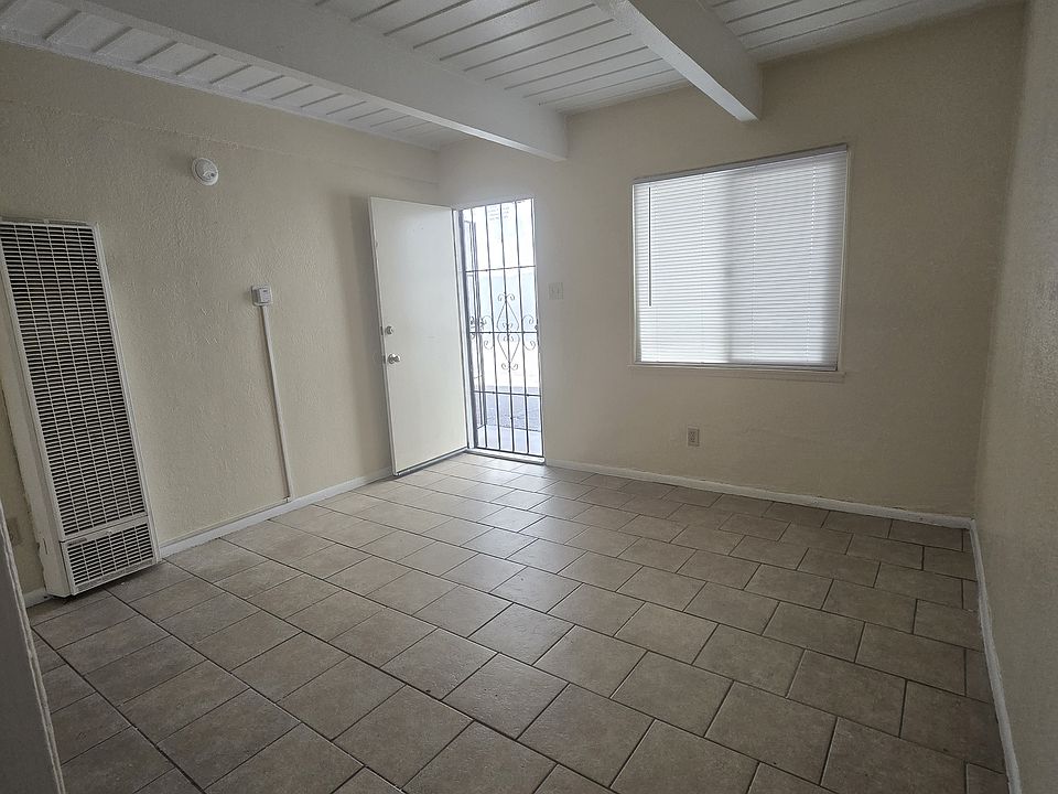 2nd image of 5609 Maywood Ave #H
