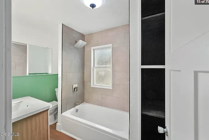 1219 Colburn St — Photo 15