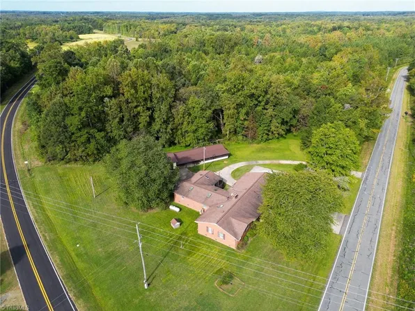 3702 Carr Store Rd, Cedar Grove, NC 27231