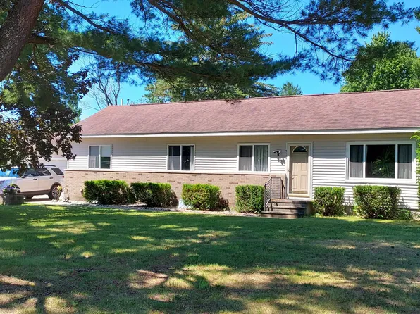 714 Pine Briar Ln, Gaylord, MI 49735