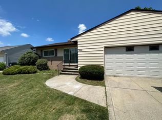 5899 Marnell Ave, Mayfield Heights, OH 44124