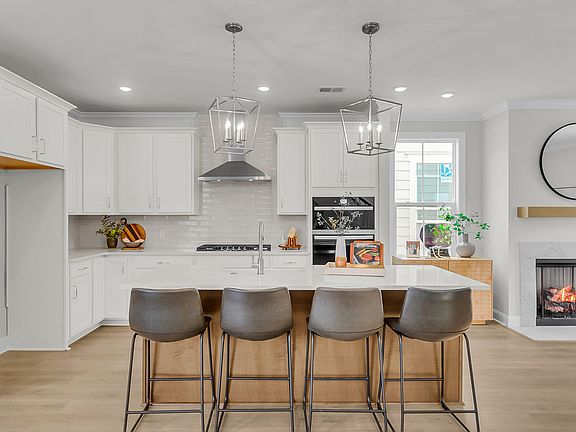 7th image of this home