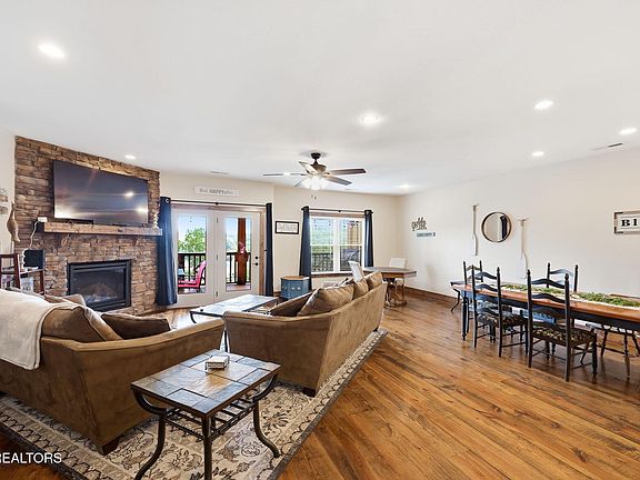 4th image of 602 Round Lake Cir #602