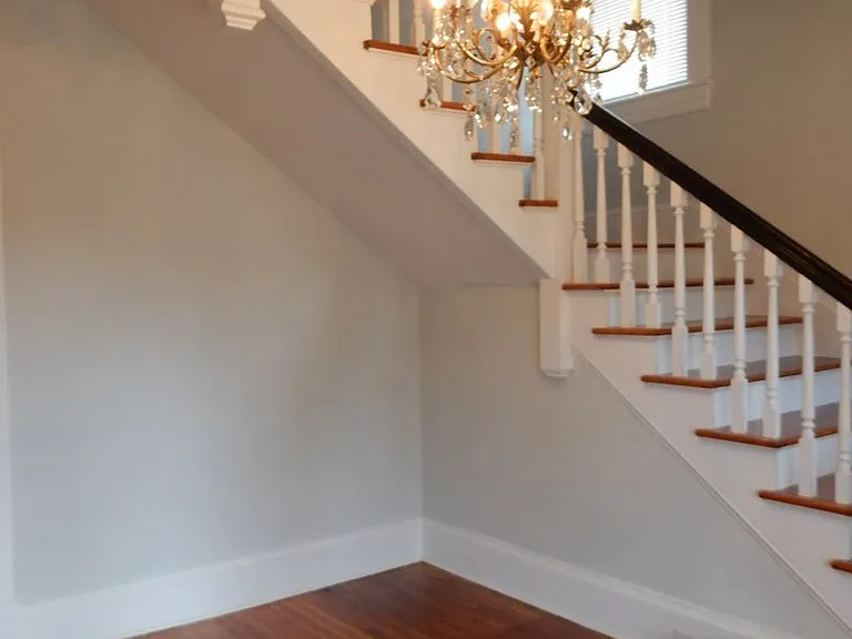 612 Marshall Ave SW — Photo 3