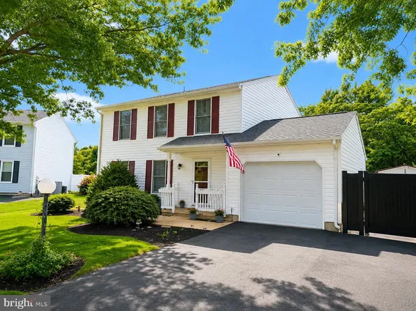 13 Barons Ct, Dover, DE 19901