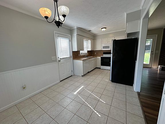 5th image of 3 Deland Ct