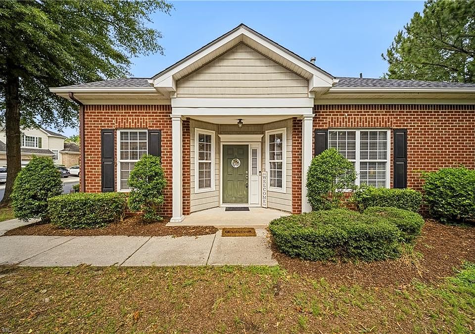 1st image of 1472 Otterbourne Cir