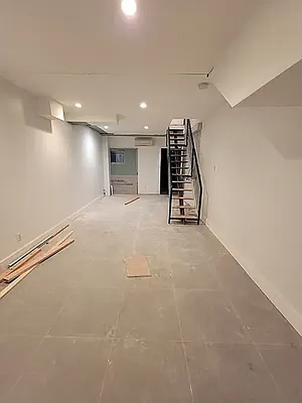 633 Wilson Avenue — Photo 4