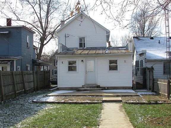 2nd image of 165 Melmore St