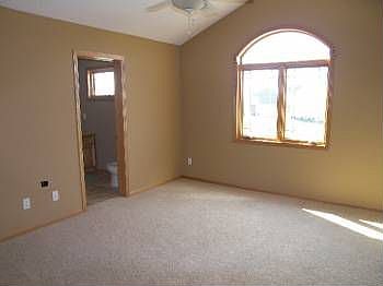 4th image of 13438 Superior Dr
