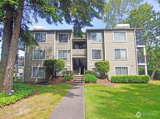 Village At Redondo, Federal Way, WA 98003