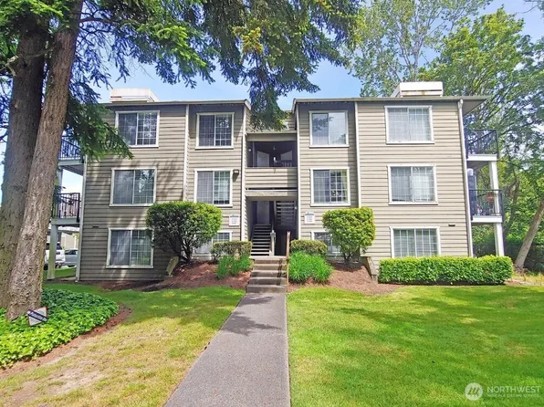 28716 18th Avenue S #Y 203, Federal Way, WA 98003