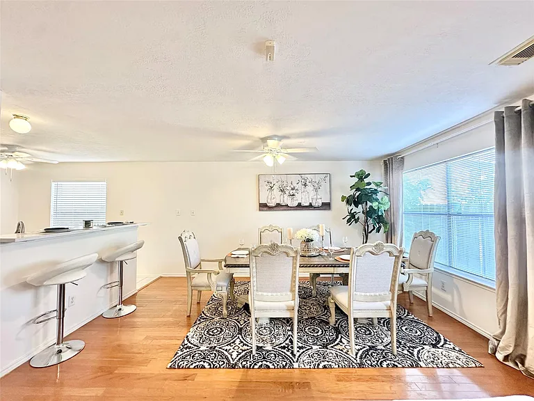 8223 Golf Green Cir — Photo 10