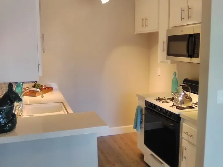 Azul Apartments — Photo 12