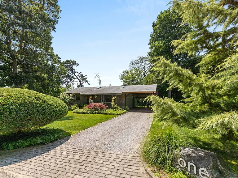 1 Gegan Dr — Photo 3