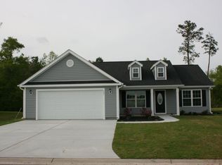 401 Millbrook Circle Hickory 70, Galivants Ferry, SC 29544
