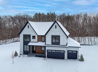 734 Ensconced Way, Chaska, MN 55318