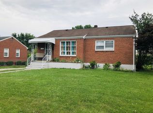 1114 Greenhurst Ave NW, Roanoke, VA 24012