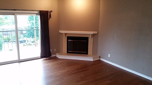 3rd image of 17464 NE 38th St APT B303