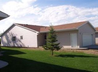 113 6th Ave SW, Watertown, SD 57201